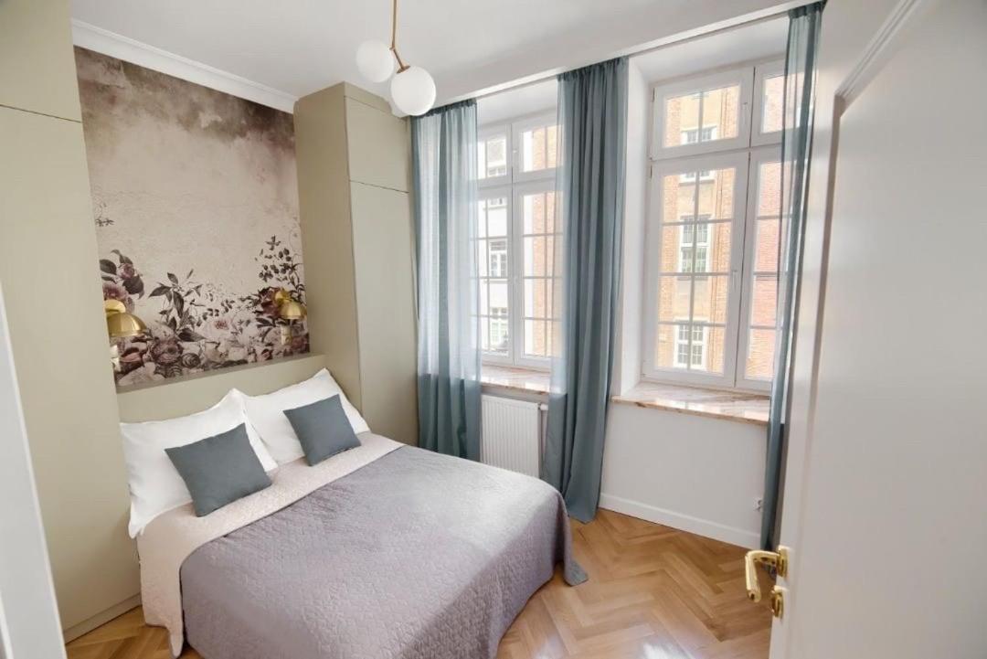 Апартаменты Apartament Attyka Old Town Гданьск Экстерьер фото